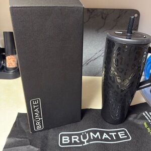 BrüMate Black Leopard Insulated Tumbler